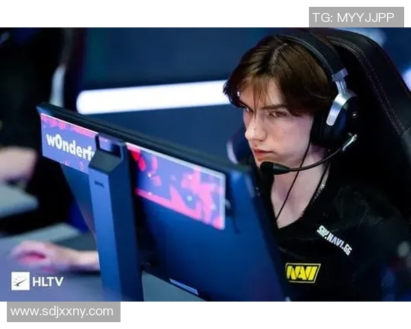 深入分析EDG在CSGO赛事中的战术控制与热点解读实时新闻 深入分析EDG在CSGO赛事中的战术控制与热点解读实时新闻